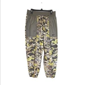 Nike Green Camo and Floral Wind Breaker Pants Size Large